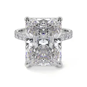 Radiant Cut Diamond Ring, 9 CT